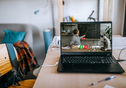 آموزش یکپارچه با کلاس، تمرین و آزمون